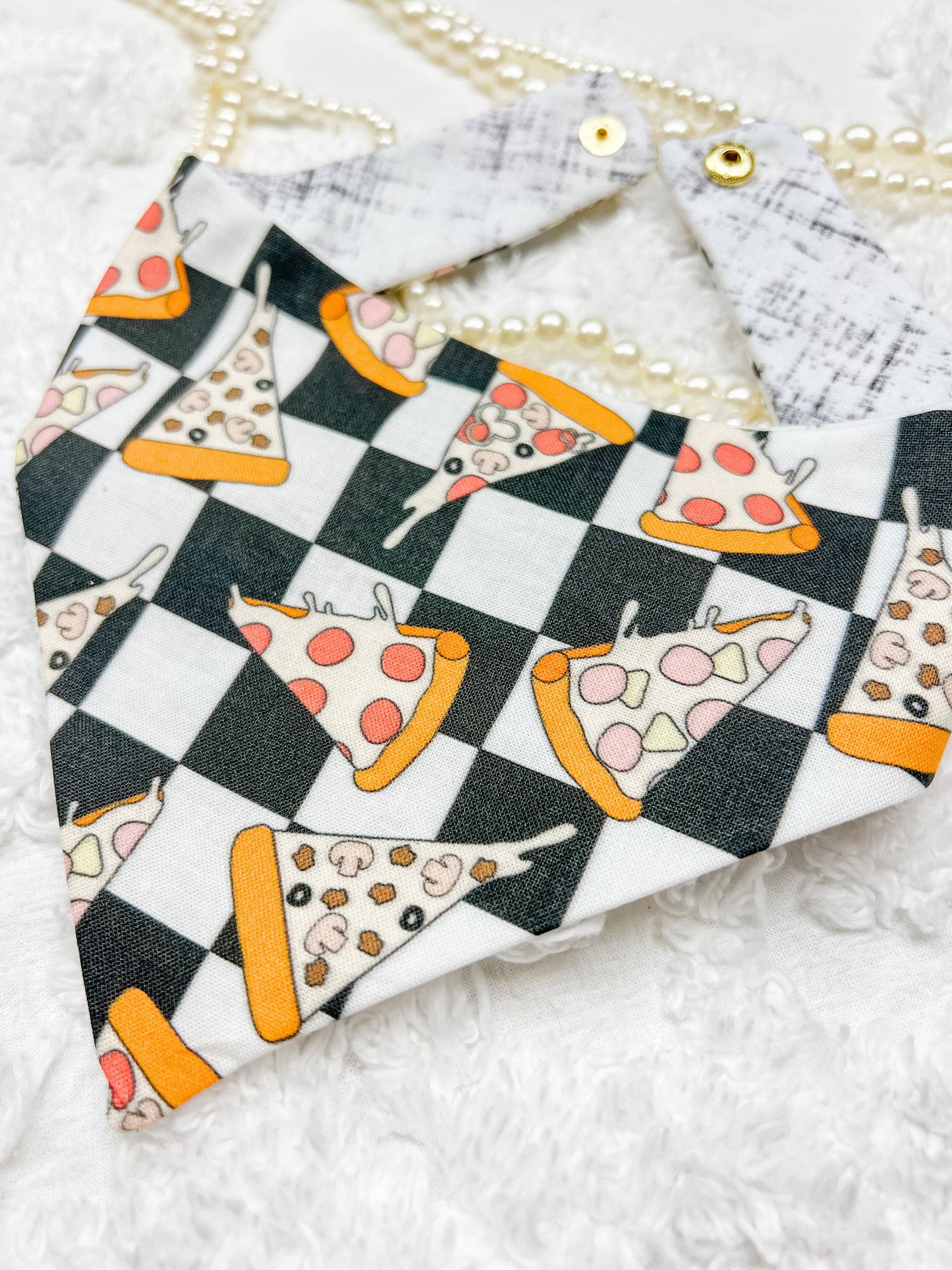 Pizza a cuadros con plátano