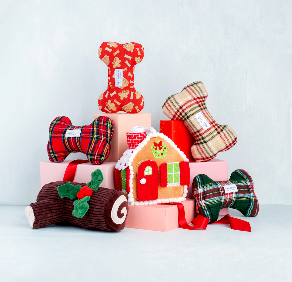 Yule Log Interactive Snuffle Dog Toy