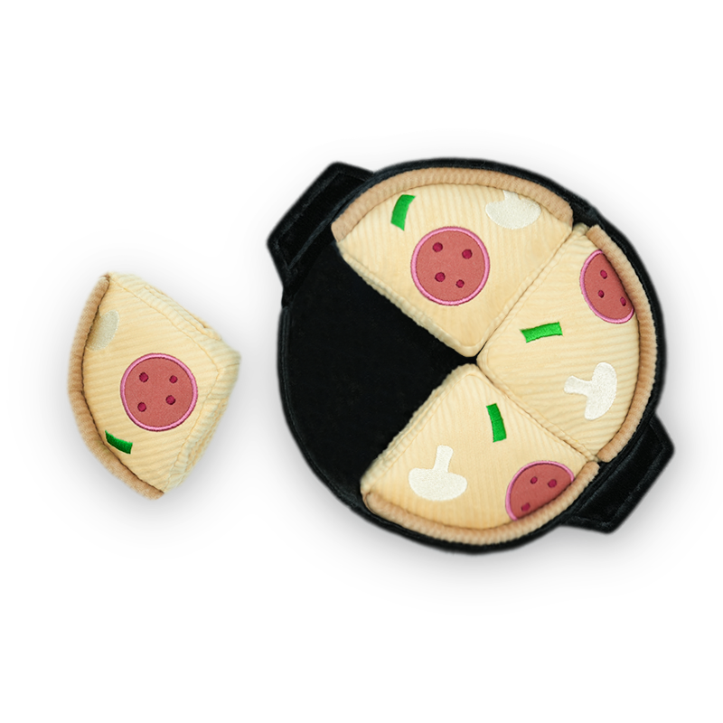 Juguete enriquecedor para perros con forma de pizza de base profunda