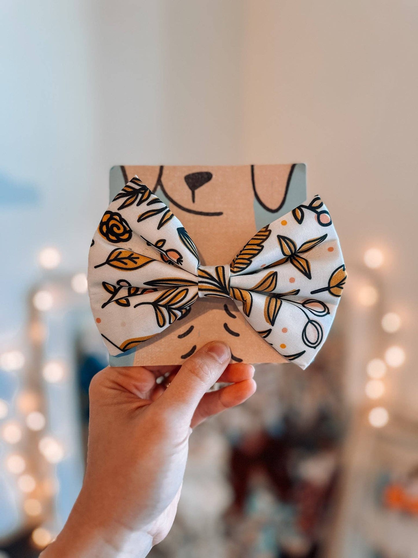 Feuilles Dog Bow Tie