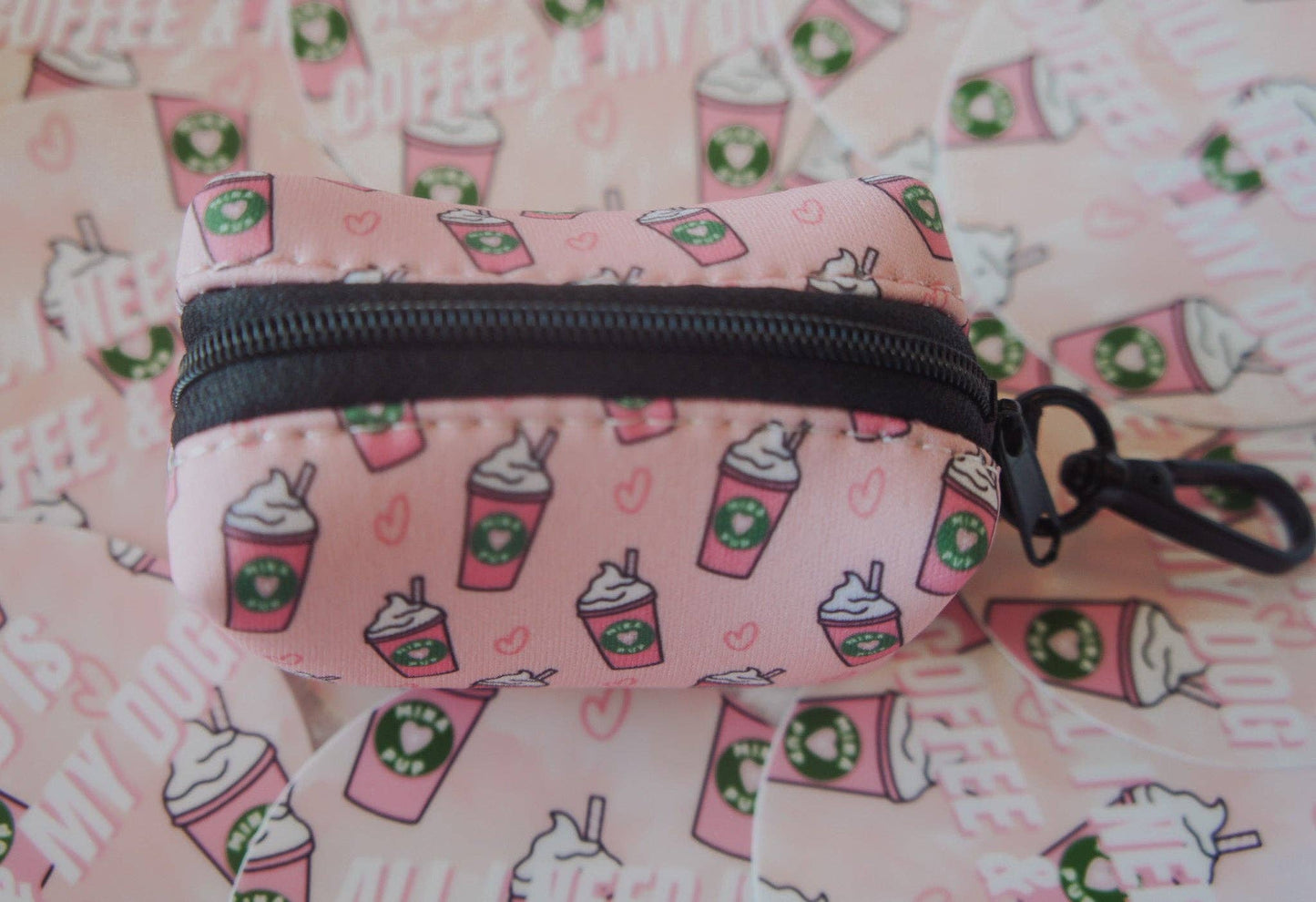 Soporte y dispensador de bolsas para excrementos Pink Pupshake