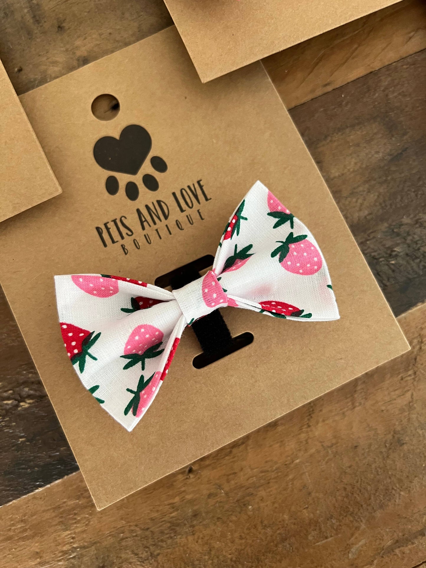 Strawberries Dog Collar Bow