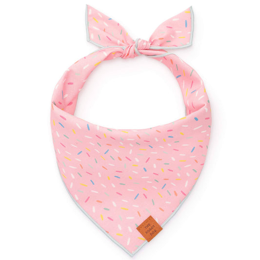 Bandana de cumpleaños para perros con chispas