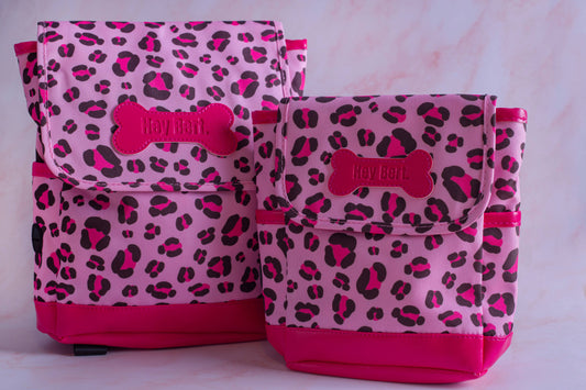 Mochila para perro con estampado de leopardo rosa (tamaños variados)