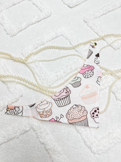 Bandana para perro con cupcakes