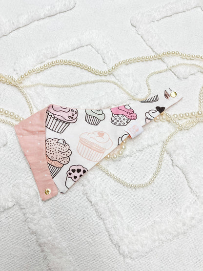 Bandana para perro con cupcakes