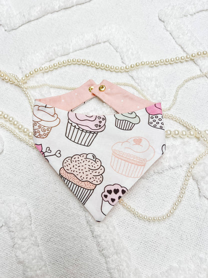 Bandana para perro con cupcakes