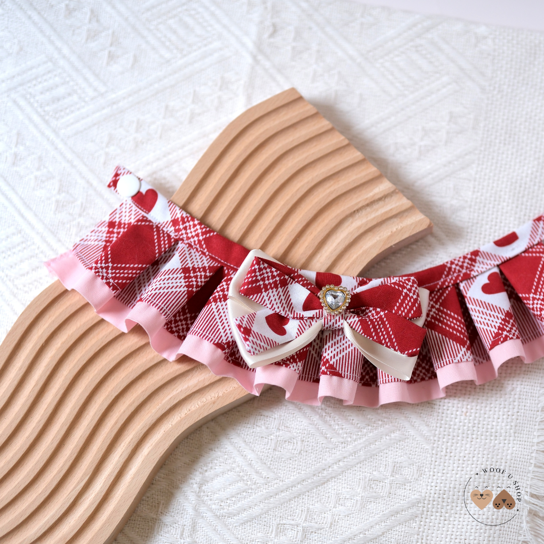 Pleated Dog Collar - Sweet Hearts