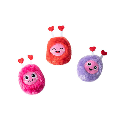 PetShop by Fringe Studio Love Connection Plush Dog Toy