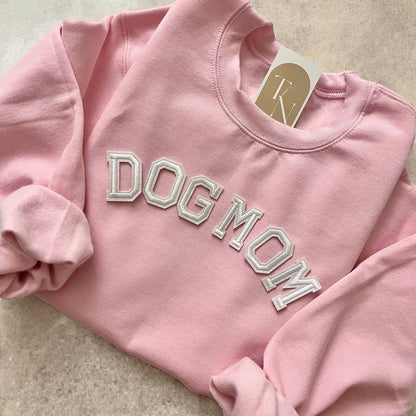 Sudadera rosa con diseño de mamá perrita