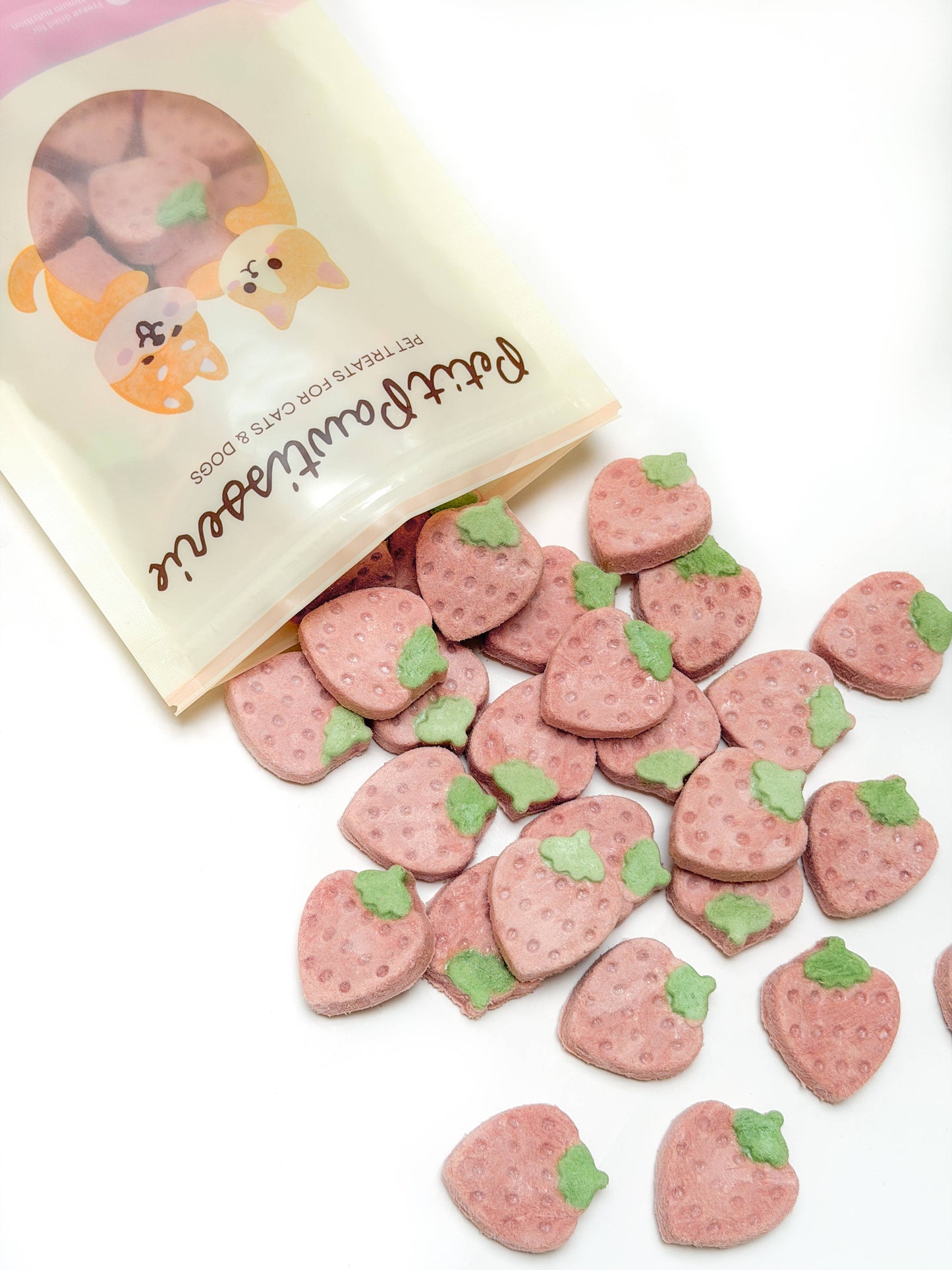 Freeze Dried Strawberry Yogurt Dog Treats 1.5oz