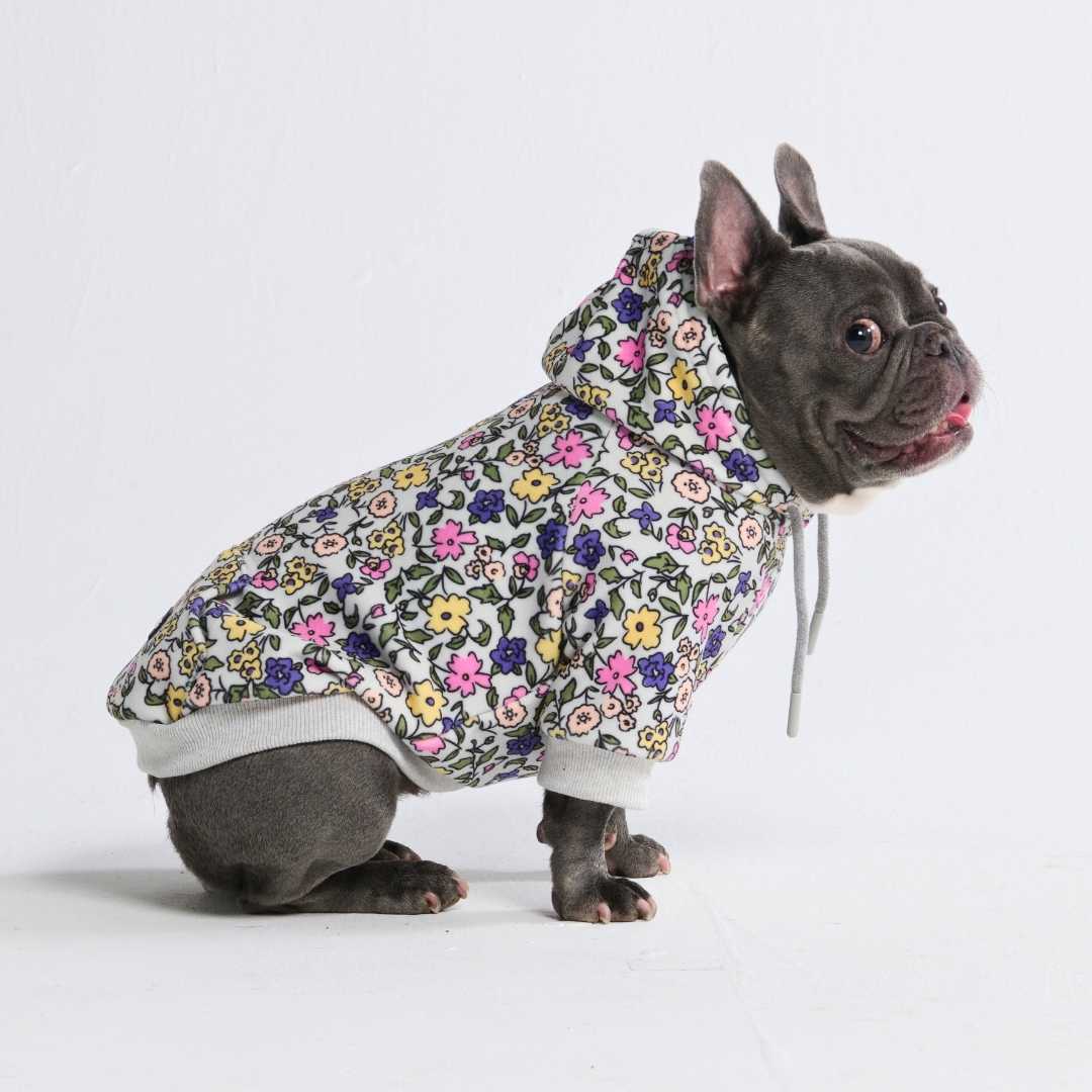 Sudadera con capucha y diseño de perro con flores vintage, gris claro