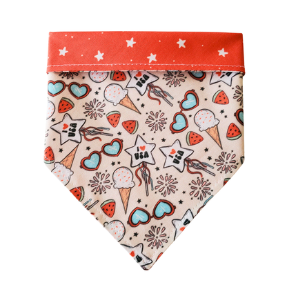 Celebración del 4 de julio: bandana reversible para collar de perro