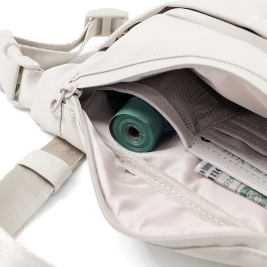 Hands-Free Dog Walking Bag + 4ft Leash