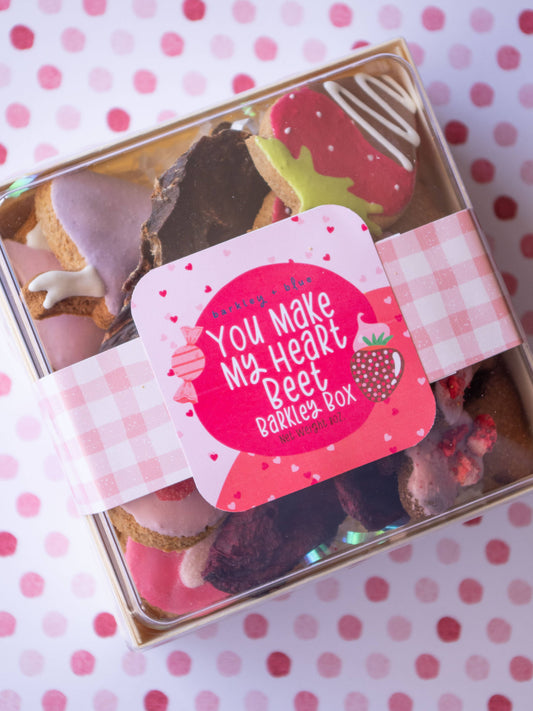 Caja de Barkley de remolacha You Make My Heart - Caja de Barkuterie para perros