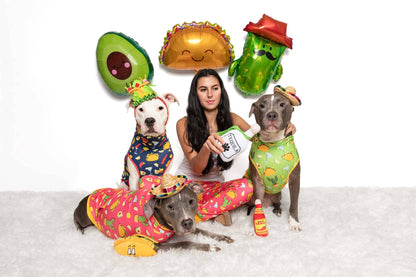 Camiseta musculosa para perro "Fiesta como una estrella de guacamole"