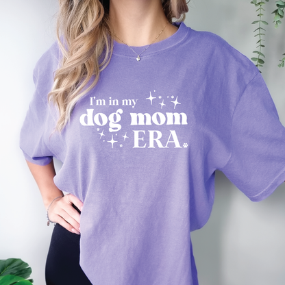 I'm In My Dog Mom Era Tee - Violet