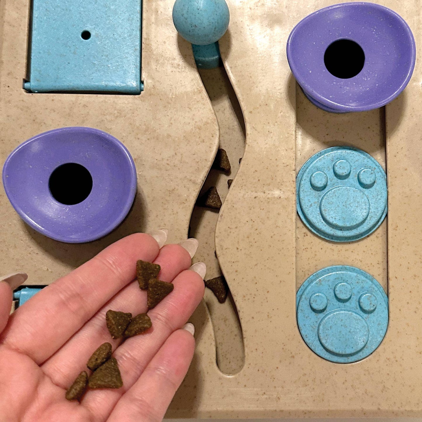 Hide 'n Seek Multi-Play Busy Board Puzzle Toy