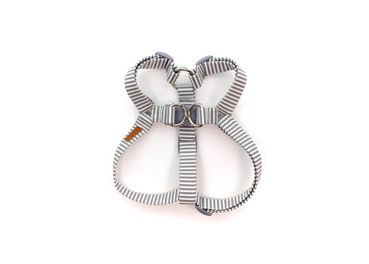 Pebble Grey Stripe Harness